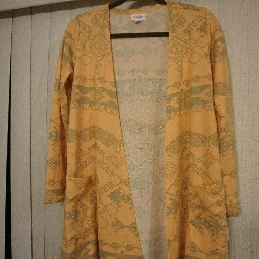 NEW LuLaRoe LLR Caroline Peach Salmon Grey Aztec S